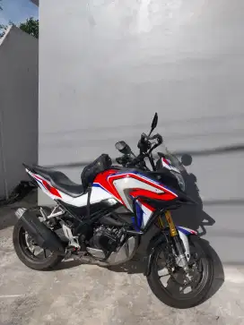 Cb150x 2022 lengkap like new jrg di pakai