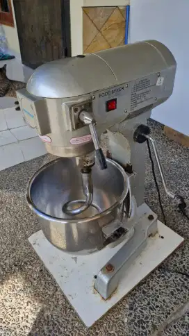 Kitchen set / mixer dough / boiller / mesin adonan / showcase