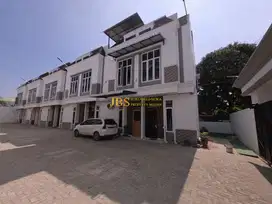 Dijual Townhouse di Komplek Sekip Luxe Jalan Setia Baru - Sekip, Medan