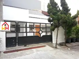 DISEWAKAN RUMAH TANJUNG DUREN TIMUR 8X21 SIAP HUNI TERMURAH