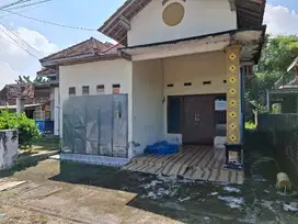 Rumah Kelurahan Sidomulyo Kec Wonoasri Kab Madiun