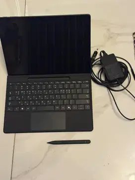 Microsoft Surface 11 Pro 16/512