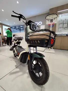 Yadea Sparta (Tahan air dan banjir, daya angkut tinggi, dicuci aman)