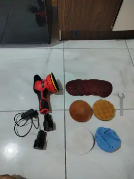 Mesin poles ironhoof 2 batrei baru 1 bulan