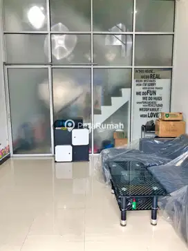Dijual Townhouse Komp Durung Center Include Perabot Harga Hemat (Edy)