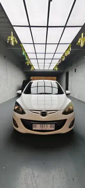 DIJUAL MAZDA 2 SPORT PUTIH 2013 TANGAN PERTAMA