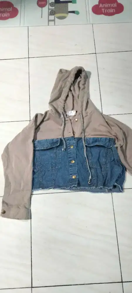 Jaket crop nadirq baru