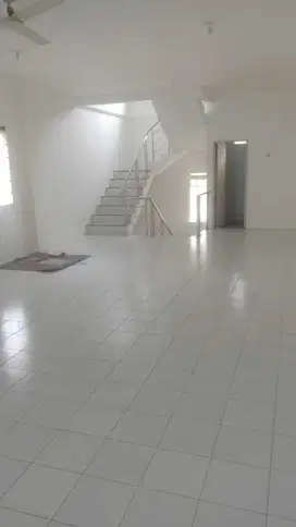 Ruko Besar Siap Pakai Strategis di Mainroad Rajawali Barat Bandung