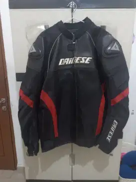 Wearpak, jaket motor untuk touring