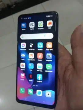 Oppo Reno 7 5G ram 8+5/256 NFC on kondisi normal mulus