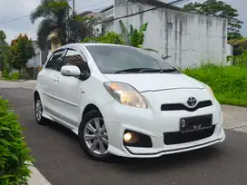 (Lowkm) Toyota Yaris bakpao TRD 2012 manual putih setangan