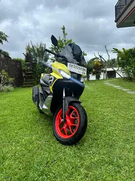 Aprilia SR-GT 200