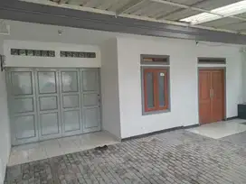 Ruko Bagus 2 Lantai Strategis di Terusan Jalan Jakarta Bandung