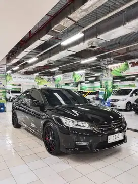 ACCORD 2.4 Vtil Matic 2014 Tdp : 15 juta