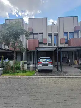 Murah Rumah dgn Row Jalan Besar di Cluster Invensihaus BSD