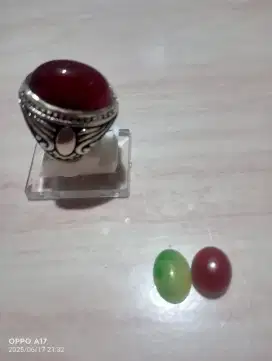 Red Raflesia, Opal dim medium, ring 8, bonus lostone,,