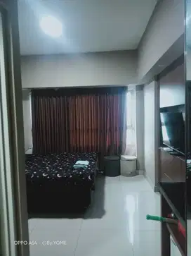 DIJUAL Apartemen murah Full Furnished di Springlake Summarecon Bekasi