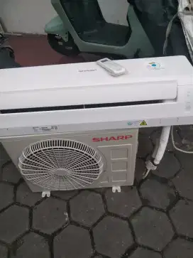 D jual ac Sharp 3/4 pk sma pasang dan pipa 3m