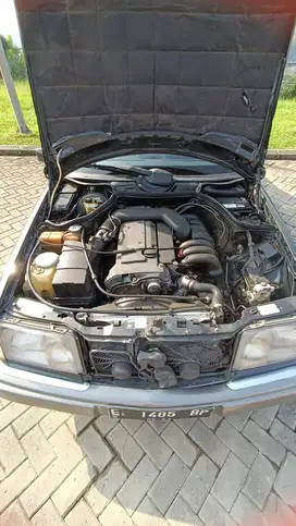 Mercedes-Benz E320 1994 Bensin