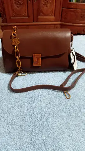 Tas selempang mulankou