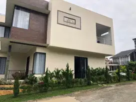 DIJUAL RUMAH 2LT BAGUS SEJUK DEKETAEONMALL CASABLANCA SENTUL SSR152 A1