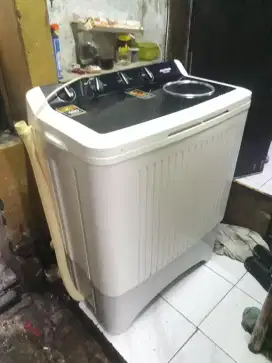Jual mesin cuci merk polytron kpsitas 8kg fungsi normal