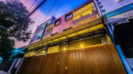 Kost 3 Lantai 18 Kamar Full isi Furnished di Tanjung Duren Jakarta Bar
