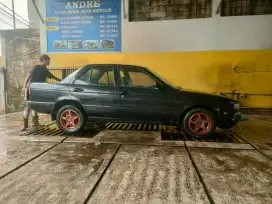 Dijual mobil nissan sentra th 1992 matic