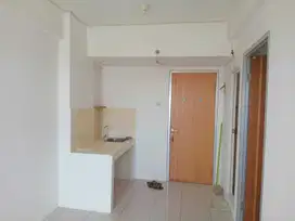 Sewa apartemen CBD Studio kosongan