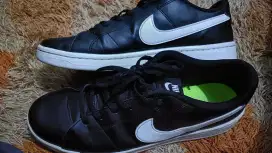 Nike cord royal 2 size 44