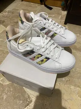 Adidas Originals