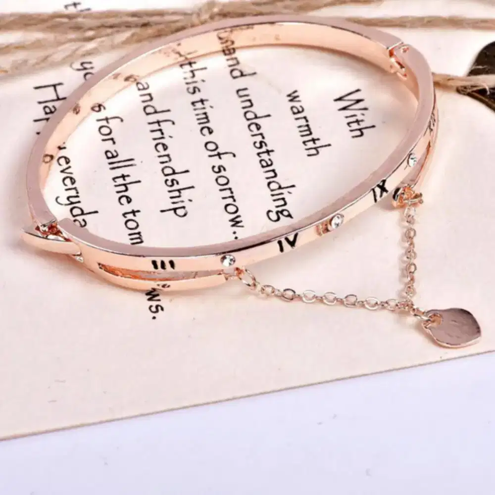 Aksesoris Gelang Wanita