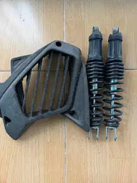 Jual cover radiator dan shock belakang aerox