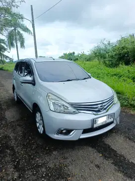 Nissan Grand Livina 1.5 Matic