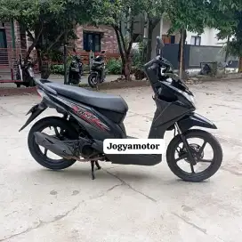 Honda beat Fi tahun 2014 cash