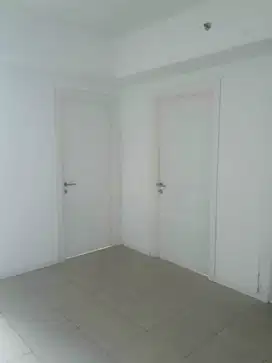 Disewakan Apartemen Greenlake Sunter, Tower 1, 42m2, Kosong Bagus