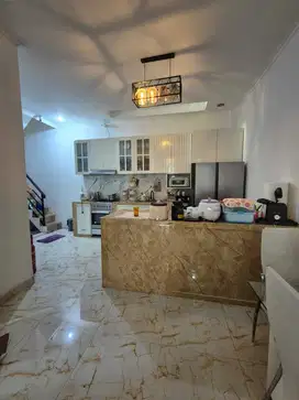 Ss3145- Murah Dijual Rumah Siap Huni Luas 122mtr di Imperial Gading