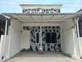 Rumah dua lantai siap huni di griya alam sentul