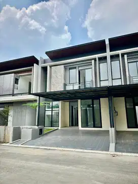 Murah Rumah 2 Lantai Baru Gress di Cluster Depan District 9, Citraland