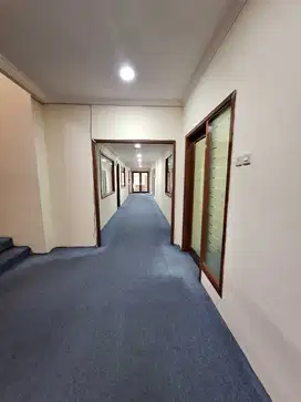 Pusat Kota Sby Jalan Kartini Strategis Cocok Utk Klinik, Resto, Kantor