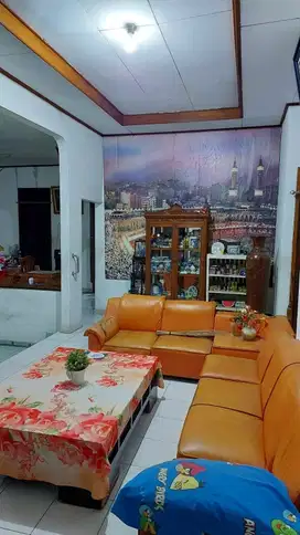 Dijual Cepat Rumah dan Tanah di Jatiwaringin Bekasi
