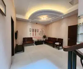 Dijual! Villa Komplek Helios Polonia