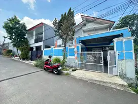 RUMAH 2 LANTAI POSISI HOOK DI PAMULANG PERMAI