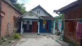 Rumah Kelurahan Tanjungrejo Kec Loceret Kab Nganjuk