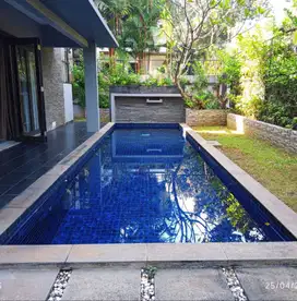 Rumah renovasi dan swimming pool di  Green cove BSD city