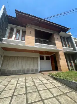 RUMAH CANTIK MEWAH HARGA MURAH DI BATUNUNGGAL INDAH BANDUNG