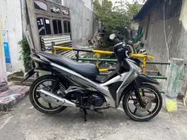 Supra X 125 Helm in 2011 Hitam