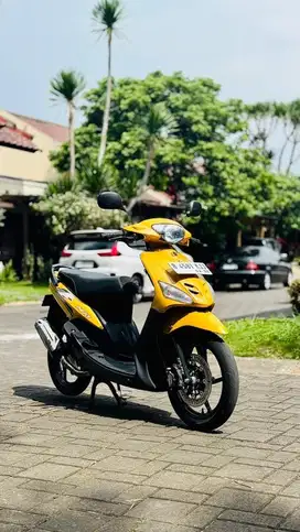 Mio kuning asli 2004