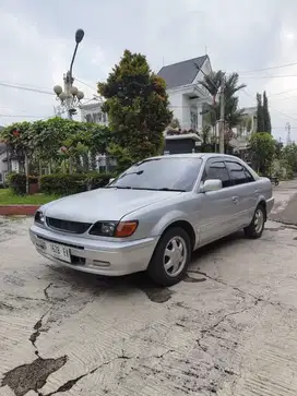 Dijual Cepat : Toyota Soluna 1.5 Gli tahun 2000 Manual