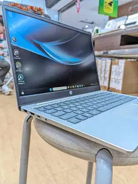Laptop HP14 ep0266TU i3-1315U 8GB/512GB/Windows11/OHS 2024/Garansi 2Th